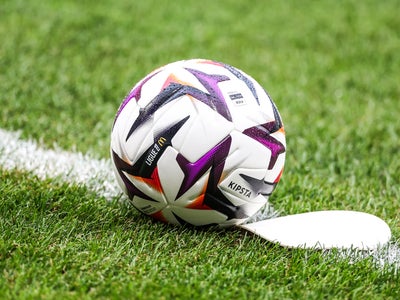 Ligue 1+ : jusqu'à 5€/mois de remise sur votre abonnement avec la Box SFR