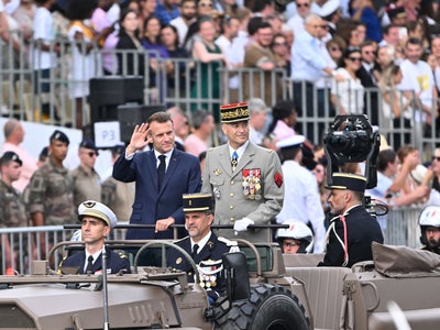 Insolite : Emmanuel Macron bientôt dans un film 3D sur Apple Vision Pro ?