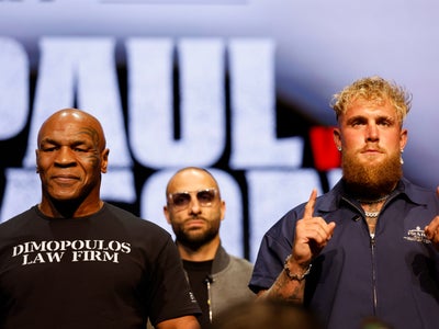 Jake Paul vs Mike Tyson : Netflix annonce un documentaire sur la préparation du combat