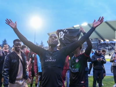 Rouen – Laval : une place en Ligue 2 à décrocher