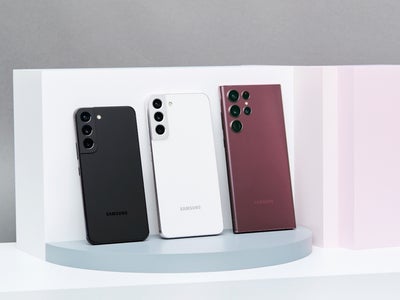 Le Samsung Galaxy S22 est en précommande chez SFR