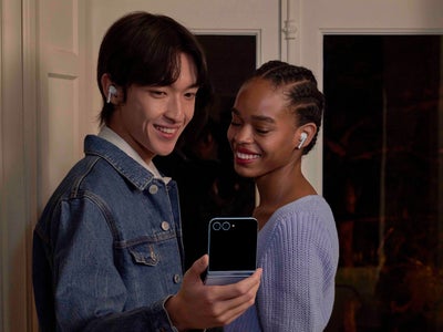 Samsung : un premier smartphone pliable en trois en perspective ?