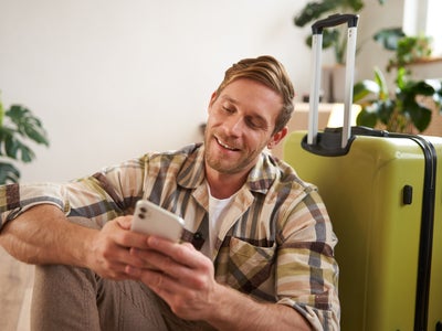 Les bons réflexes à adopter en vacances pour protéger ses données