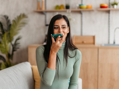 Siri bientôt remplacé par un autre assistant vocal sur l'iPhone ?