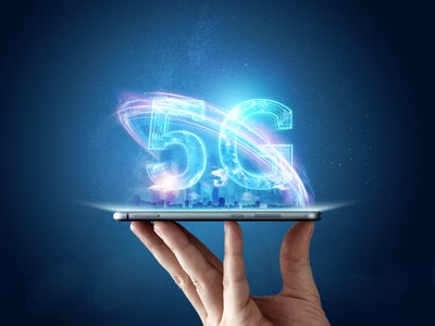Découvrez les nouveaux forfaits 5G de SFR