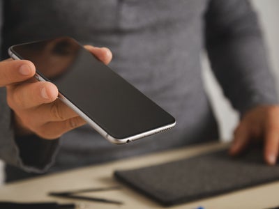 Comment savoir s'il faut changer de smartphone ou juste sa batterie ?