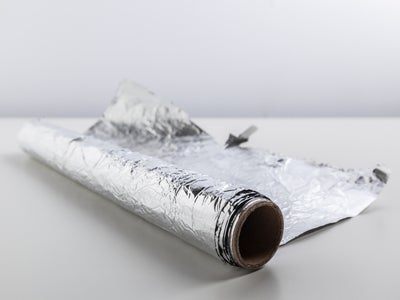 Papier d’aluminium derrière la box : cette astuce wifi fonctionne-t-elle vraiment ?