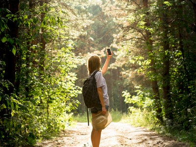 Android 14 pourrait signer l'arrivée des SMS par satellite