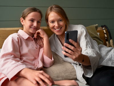 Comment configurer le contrôle parental sur WhatsApp ?