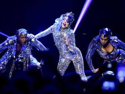 Lady Gaga dévoile un nouveau titre pop et électrique