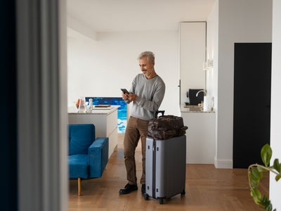 Week-ends prolongés : partez l'esprit léger avec SFR Maison Sécurisée