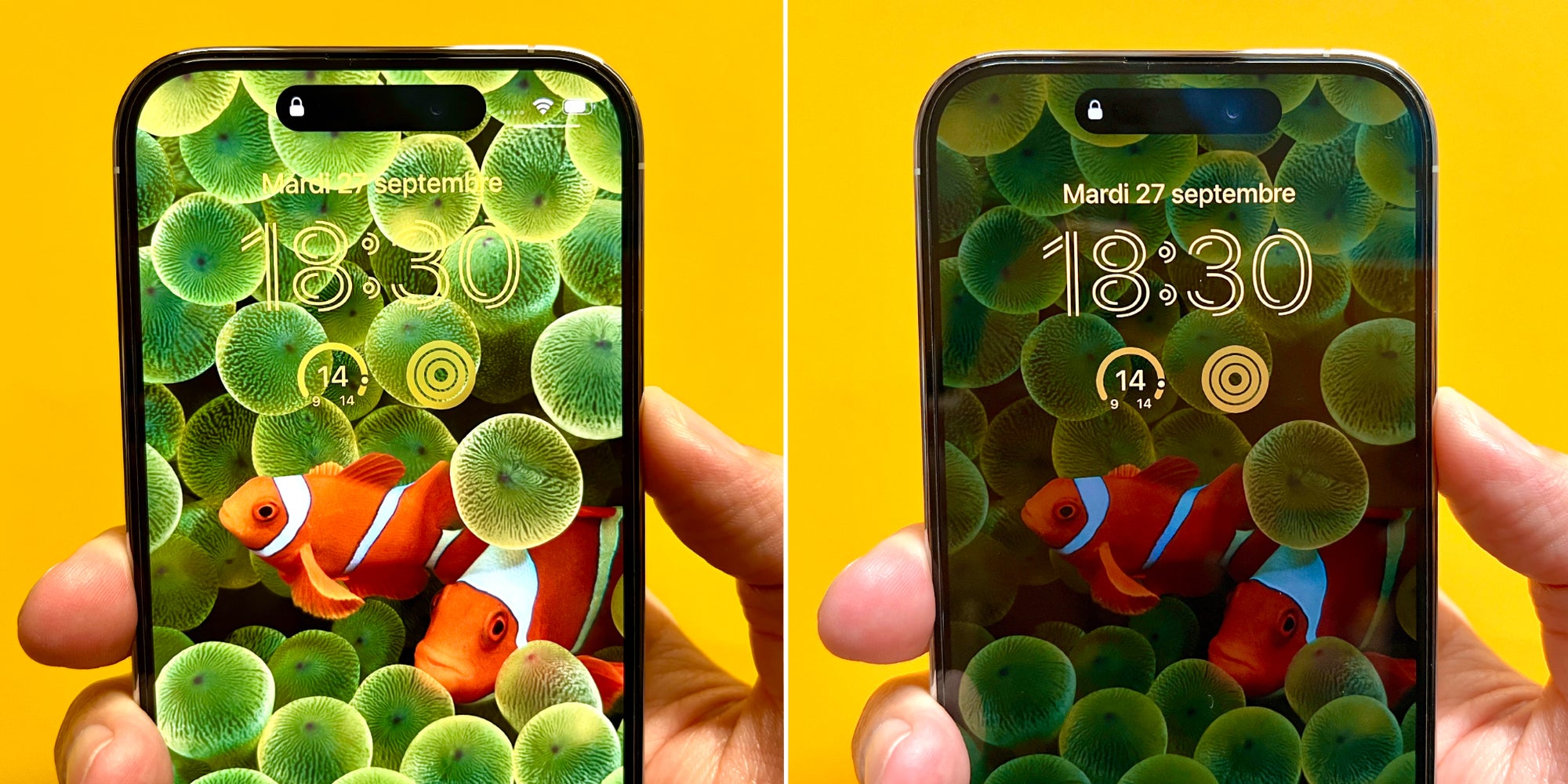 En mode Always-On (à droite), l'écran de l'iPhone 14 Pro reste toujours allumé, seulement assombri.