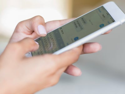 Samsung enjoint Apple à adopter la messagerie RCS