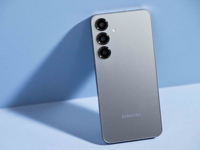 Shopping d'été : profitez d'un combo Samsung Galaxy S25 + Galaxy Buds3 à 1€ chez SFR