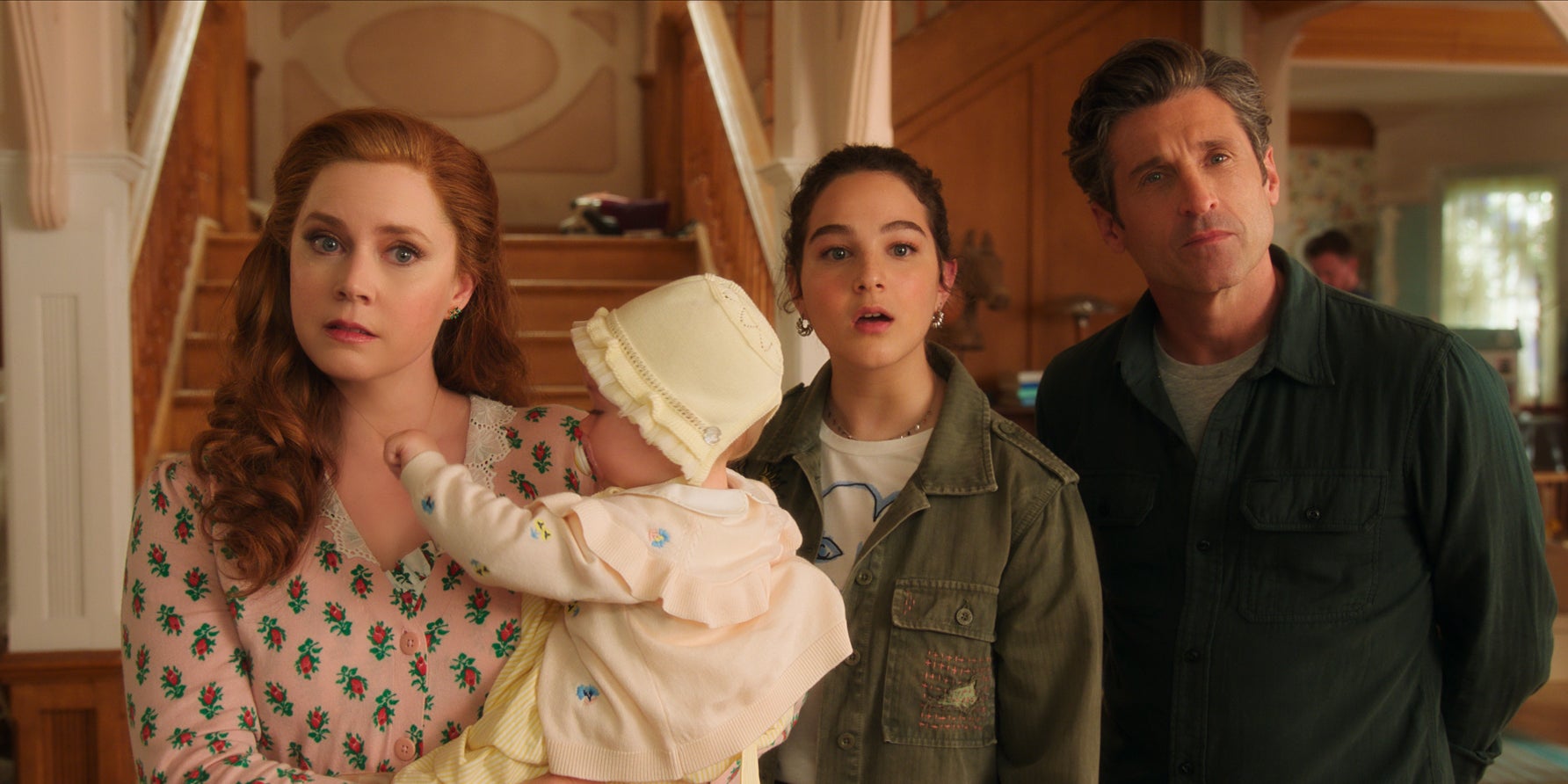 Princesse Giselle (Amy Adams), Morgan (Gabriella Baldacchino) et Robert (Patrick Dempsey) dans "Il était une fois 2". 