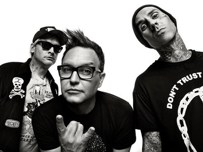 Plus pop, plus sombre, le nouveau blink-182 est arrivé