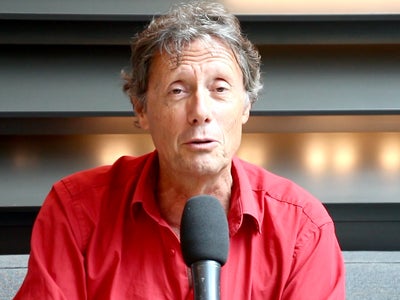 En vidéo - Antoine de Maximy revient sur 20 ans d'aventures avec J'irai dormir chez vous