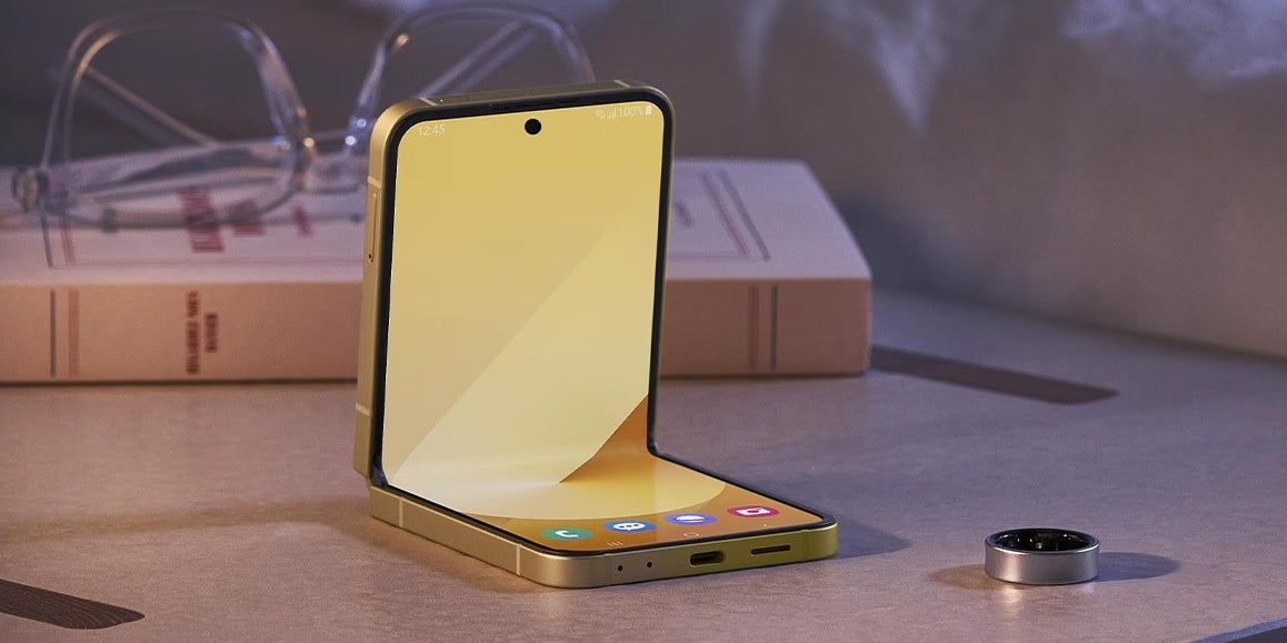 Après sa Galaxy Ring, Samsung pourrait bientôt présenter des boucles d'oreilles et un collier connecté.