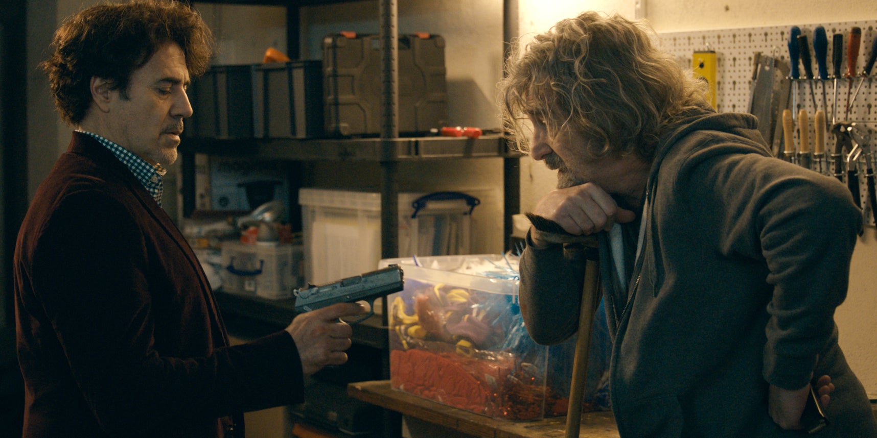 José Garcia et François Cluzet (de gauche à droite) jouent un duo improbable dans Canailles. 