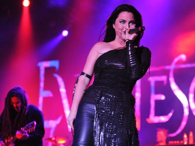 Slipknot et Evanescence : le public met le feu à la scène