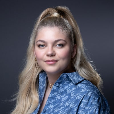 Sentiments : Louane dévoile son nouvel album "encore plus personnel"