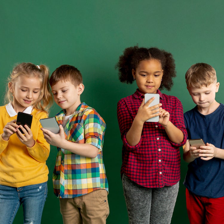 Packs Ado et Kids de SFR : quelles différences ?