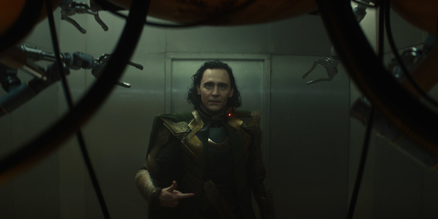 Tom Hiddleston retrouve son rôle de Loki dans sa propre série sur Disney+