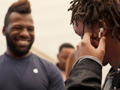 Comment connecter deux paires d'AirPods sur un même iPhone ?