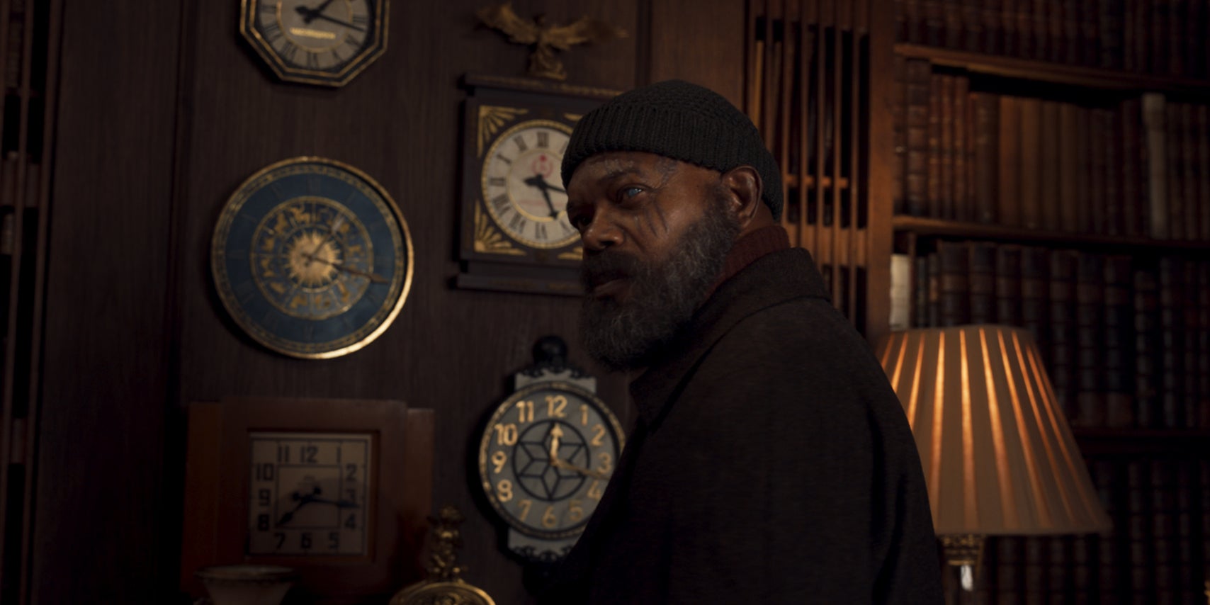 Samuel L. Jackson alias Nick Fury sort de l'ombre dans la série "Secret Invasion" pour mettre fin à une invasion extraterrestre sur Disney+.