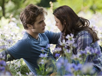 Twilight : la saga phénomène reviendra en série