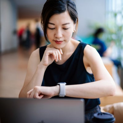 Profitez d’une option Montre connectée incluse dans les forfaits SFR