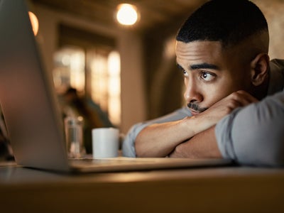 Vous avez reçu un lien suspect et hésitez à cliquer ? Vérifiez-le rapidement sur le site de SFR !