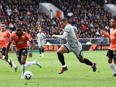 Ligue 1 : le programme de la 33e journée avec PSG - Lorient et Toulouse - Lens