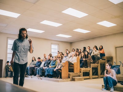 4 séries qui se centrent sur des sectes