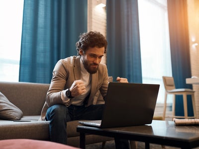 Série limitée : la Fibre ou l'ADSL à seulement 10 euros par mois chez SFR