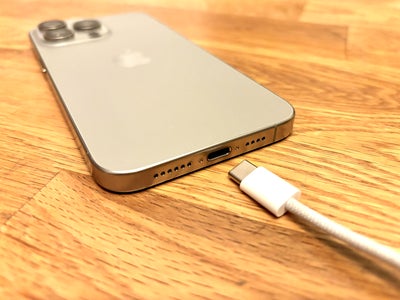 iPhone 15 : que faire en cas de problème de chargement ?