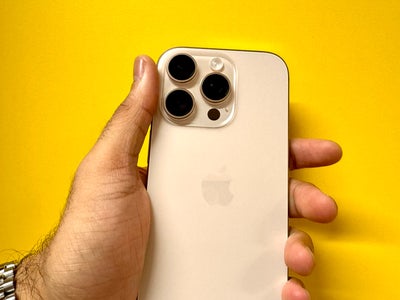 Shopping d'hiver : l’iPhone 16 Pro est à prix cassé chez SFR