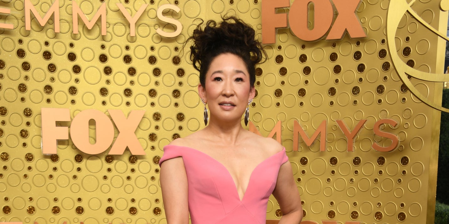 L'actrice Sandra Oh sur le tapis rouge des Emmy Awards 2019.