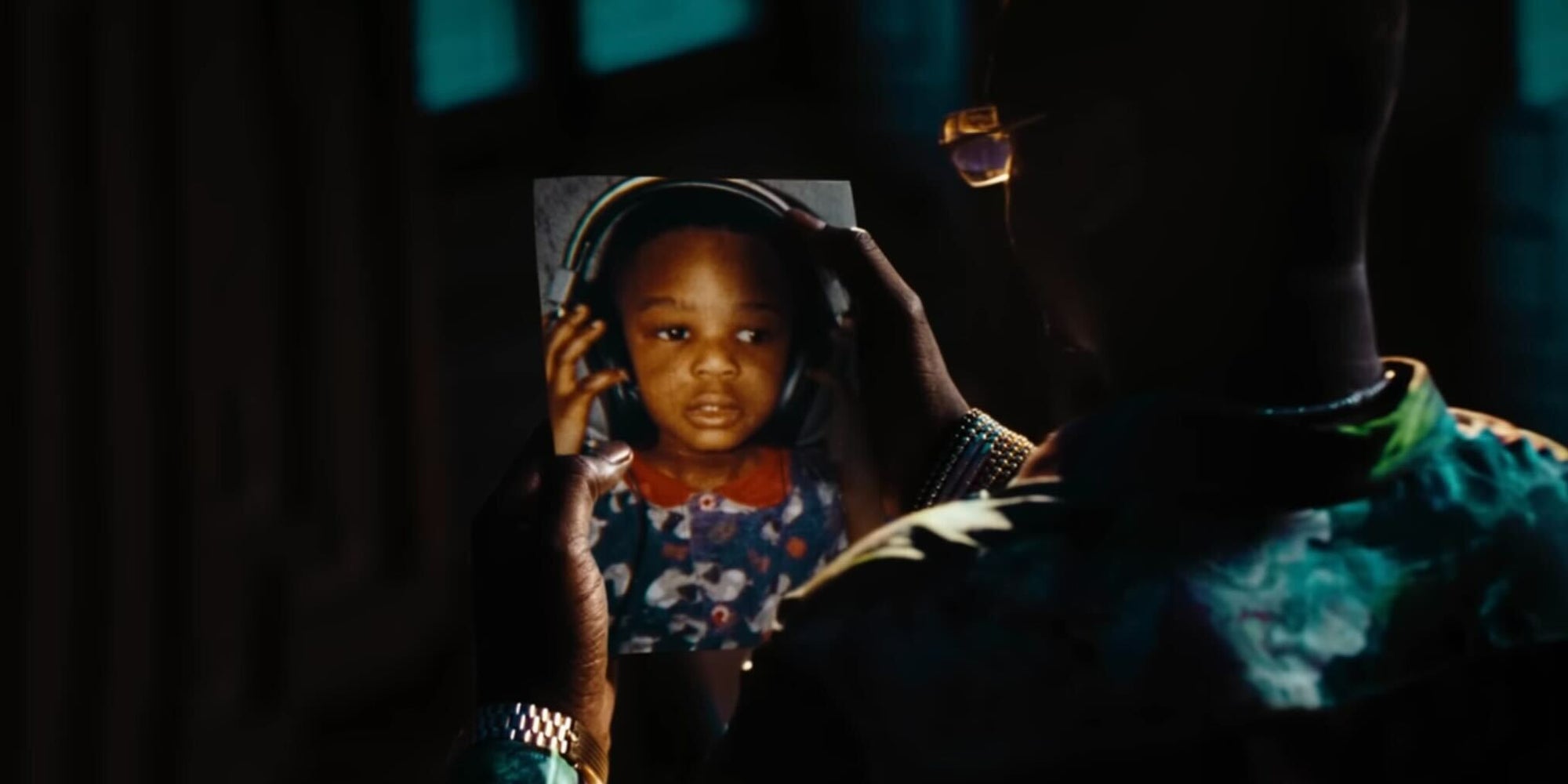 Après "Destin" et "Jefe", Ninho revient le 30 juin avec un nouvel album intitulé "NI"