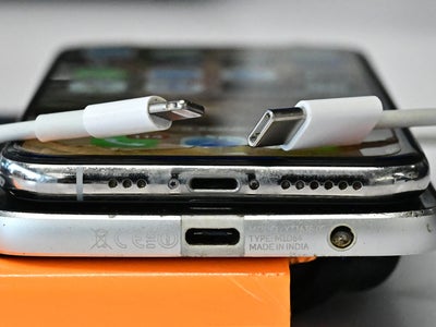 Chargeur USB-C, Lightning ou micro-USB : quelles sont les différences ?