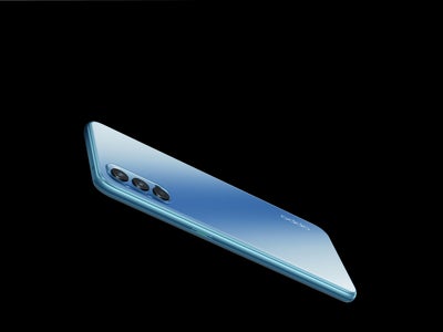 La série OPPO Reno4 est disponible chez SFR, avec un casque offert