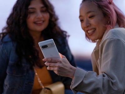 Shopping d'hiver : avalanche de smartphones à 1 euro chez SFR