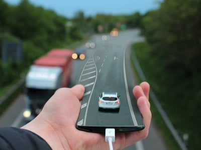 Avec Xiaomi, piloter une voiture à distance, c'est possible