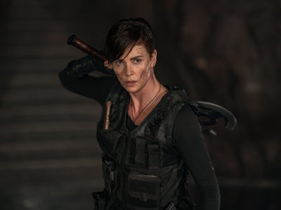 The Old Guard : Charlize Theron joue une mercenaire immortelle pour Netflix