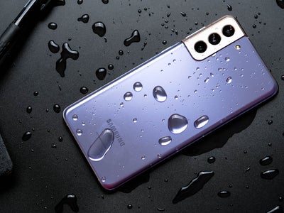 Le Galaxy S21, un smartphone vraiment waterproof
