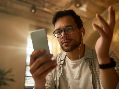 Arnaque : attention à ces SMS qui contiennent vos identifiants bancaires