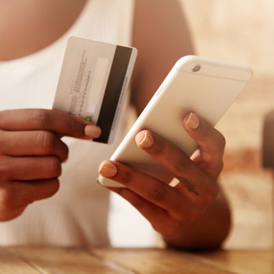 Vous avez reçu une carte bancaire dans votre boîte aux lettres ? Attention, il s’agit d’une arnaque