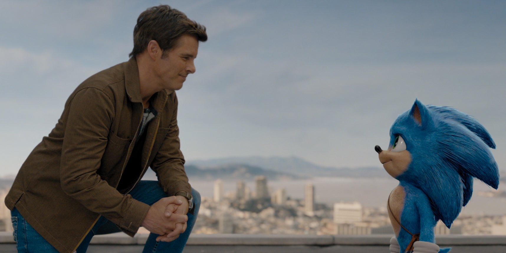 James Marsden aux côtés du hérisson bleu dans "Sonic, le film".