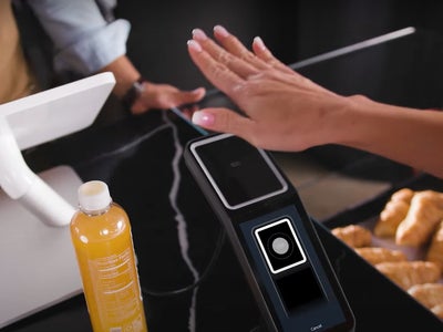 Amazon vous permet d'utiliser la paume de votre main pour payer