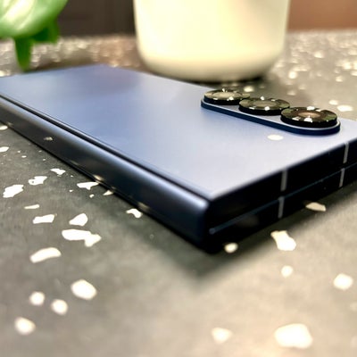 Surprise : Samsung dévoile un nouveau smartphone pliable